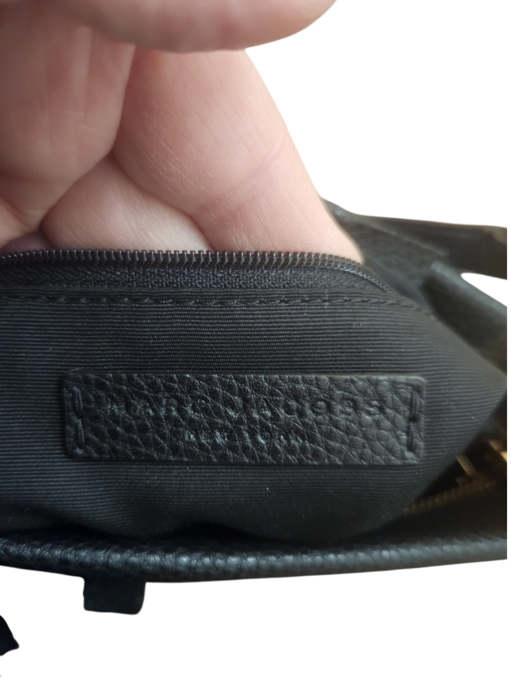 Marc Jacobs Black Leather Crossbody Bag with Tassel EUC - Picture 9 of 9